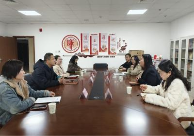 市、区档案馆联动促档案业务建设迈上新台阶